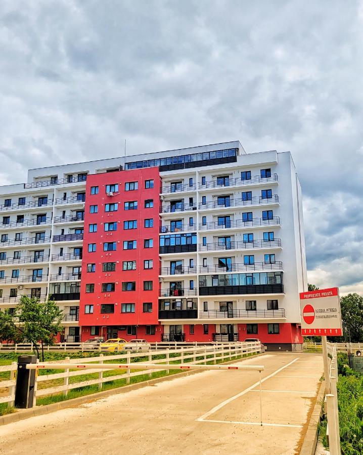 Apartament Delux Bacau Ngoại thất bức ảnh