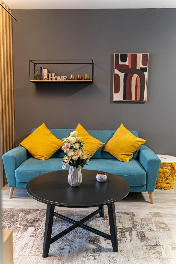 Apartament Delux Bacau Ngoại thất bức ảnh