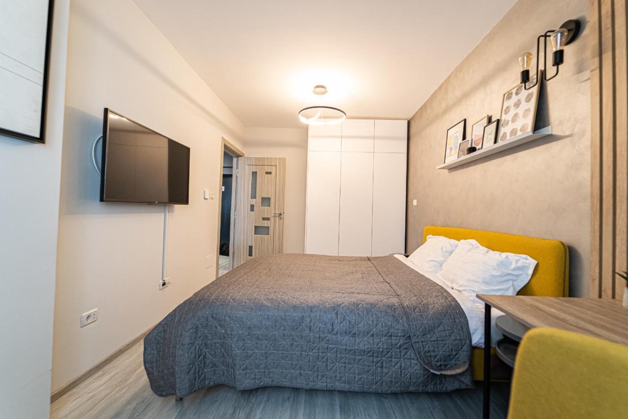 Apartament Delux Bacau Ngoại thất bức ảnh