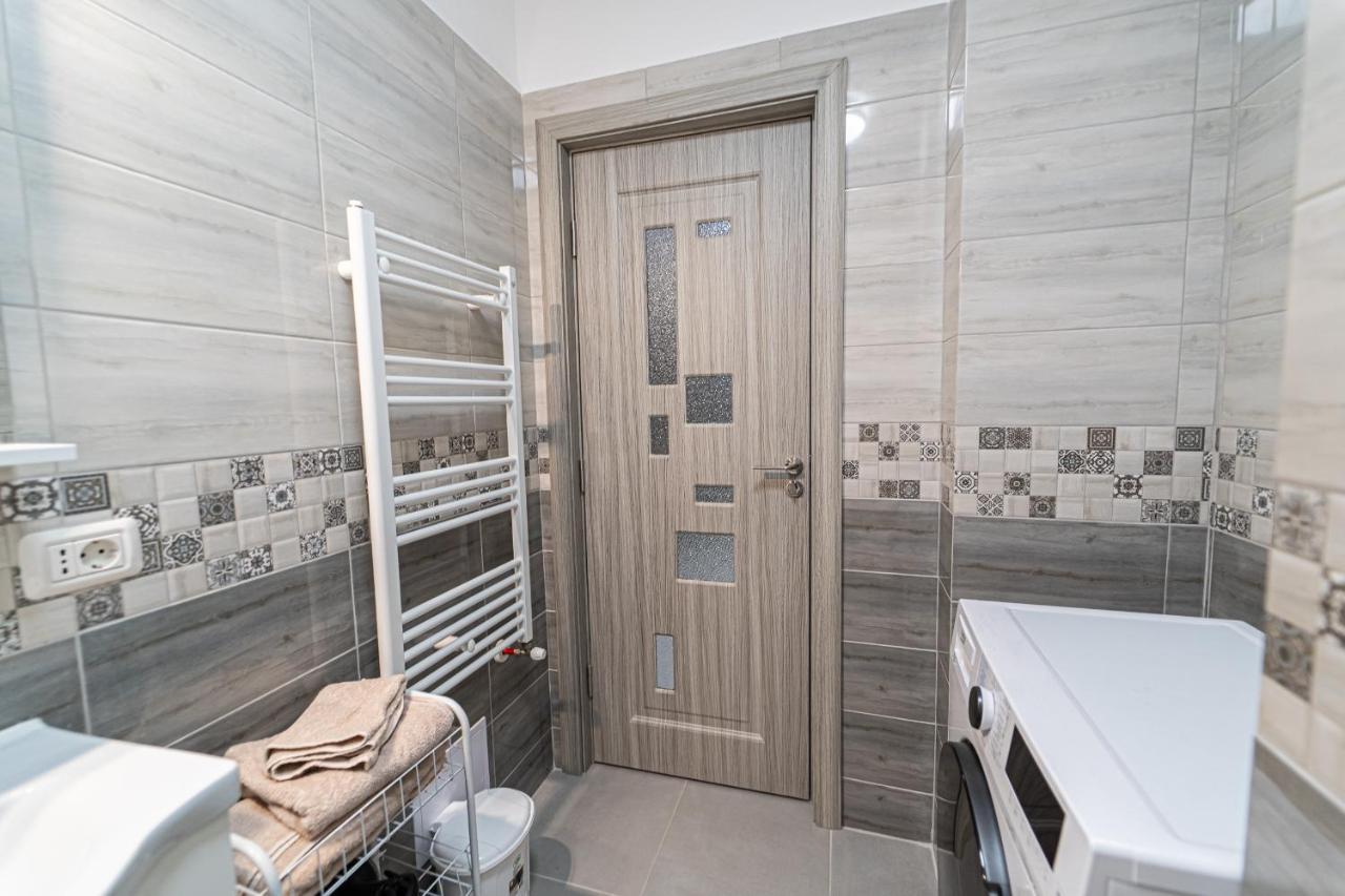 Apartament Delux Bacau Ngoại thất bức ảnh
